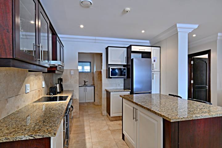 Ballito Manor Gardens 303 Kitchen